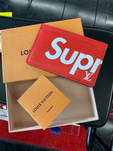 louis vuitton card holder supreme|louis vuitton name card holder.